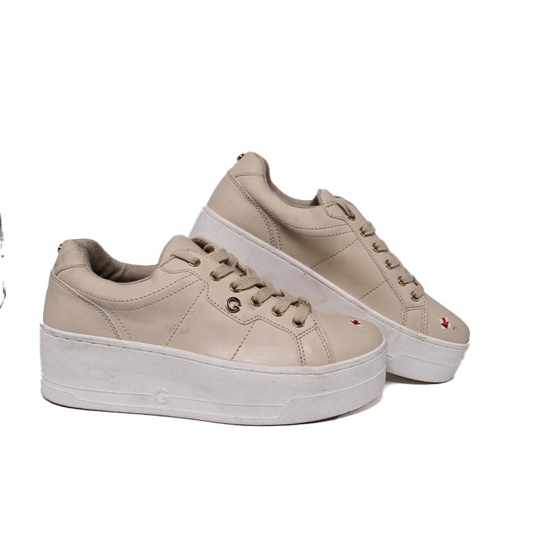 GUESS Women's SHOES Size 38.5 ROW376