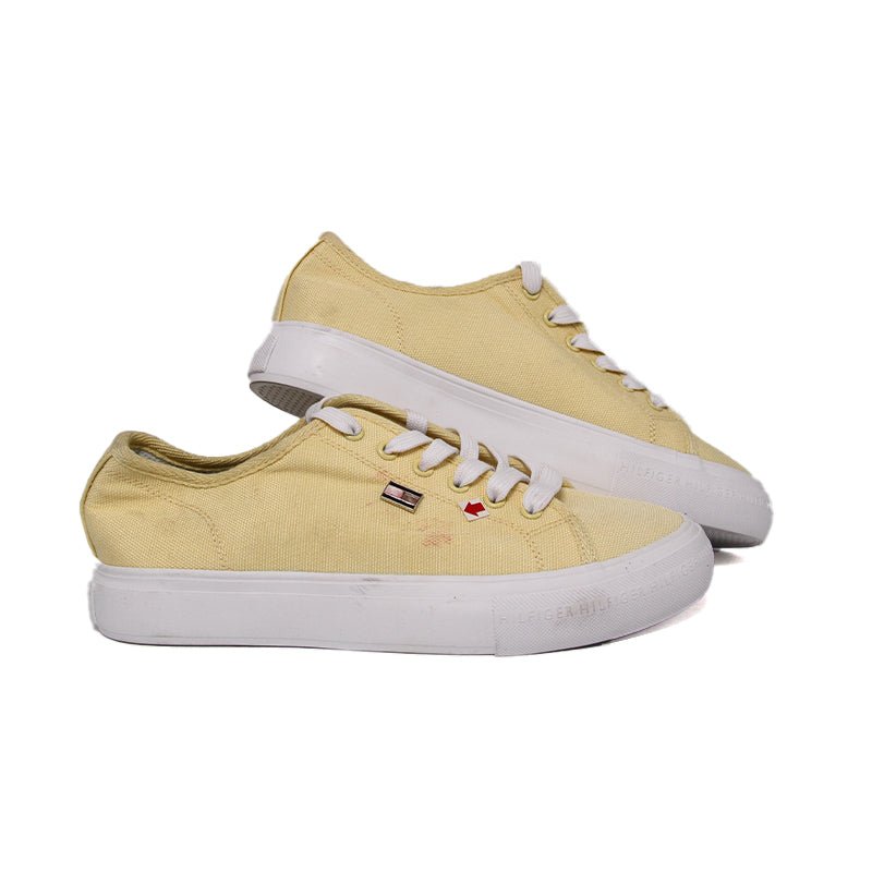 TOMMY HILFIGER WOMEN SHOES Size 38 ROW458