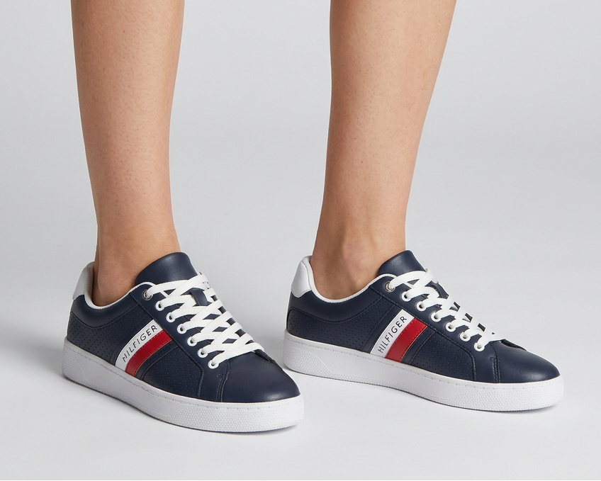 TOMMY HILFIGER WOMEN SHOES Size 36.5 ROW192