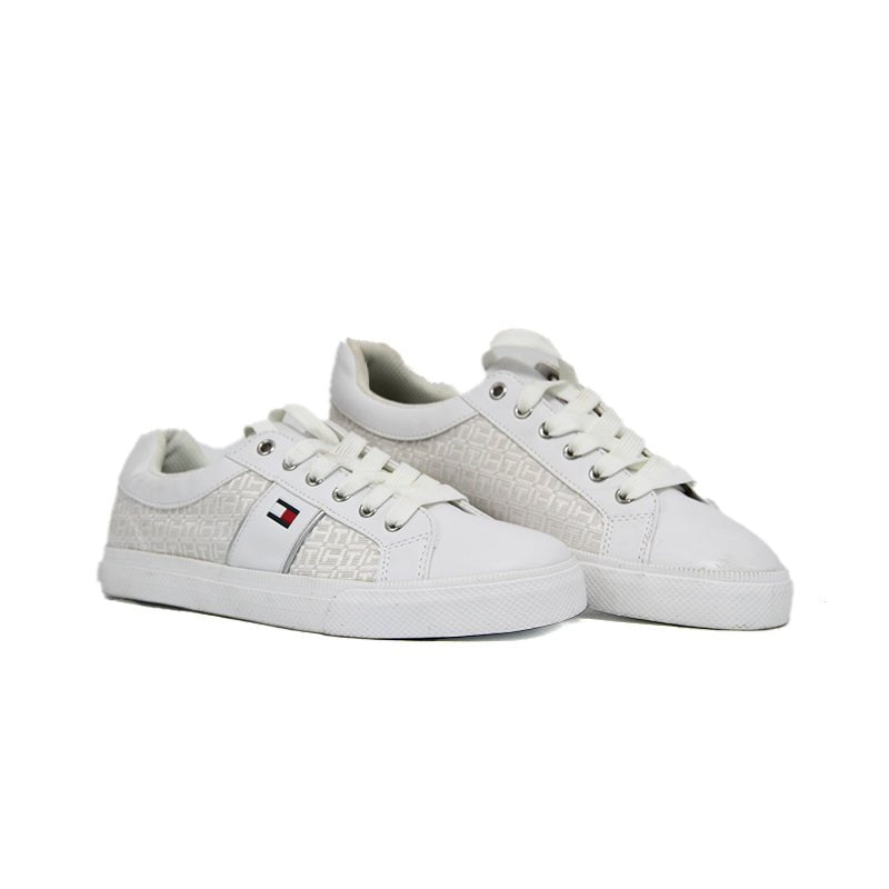 TOMMY WOMEN SHOES Size 37.5 ROW109 - Runner