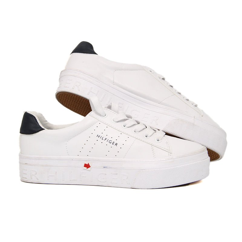 TOMMY WOMEN SHOES Size 37.5 ROW56 - Runner
