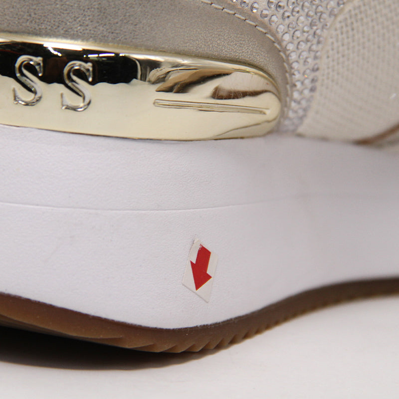GUESS WOMEN SHOES Size 36.5 ROW853
