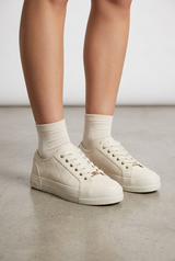 GUESS WOMEN SHOES Size 38.5 ROW701