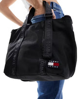 TOMMY HILFIGER BAGS ROB520