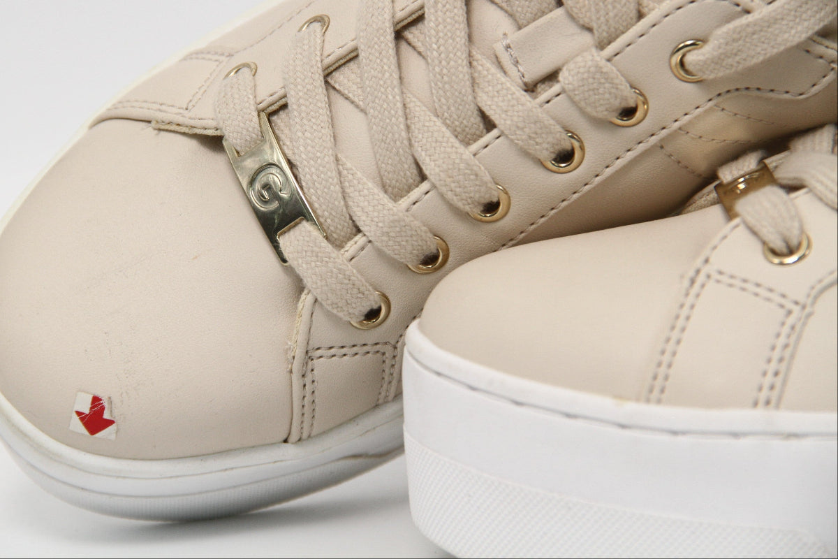 GUESS Women's SHOES Size 38.5 ROW344