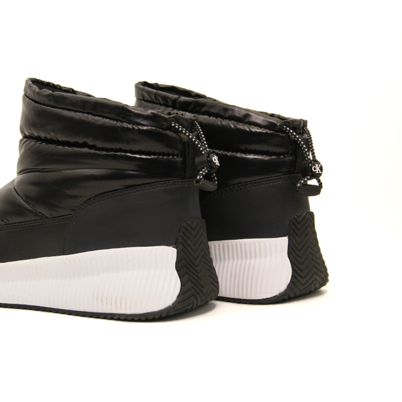 CALVIN KLEIN WOMEN SHOES Size 38.5 ROW660