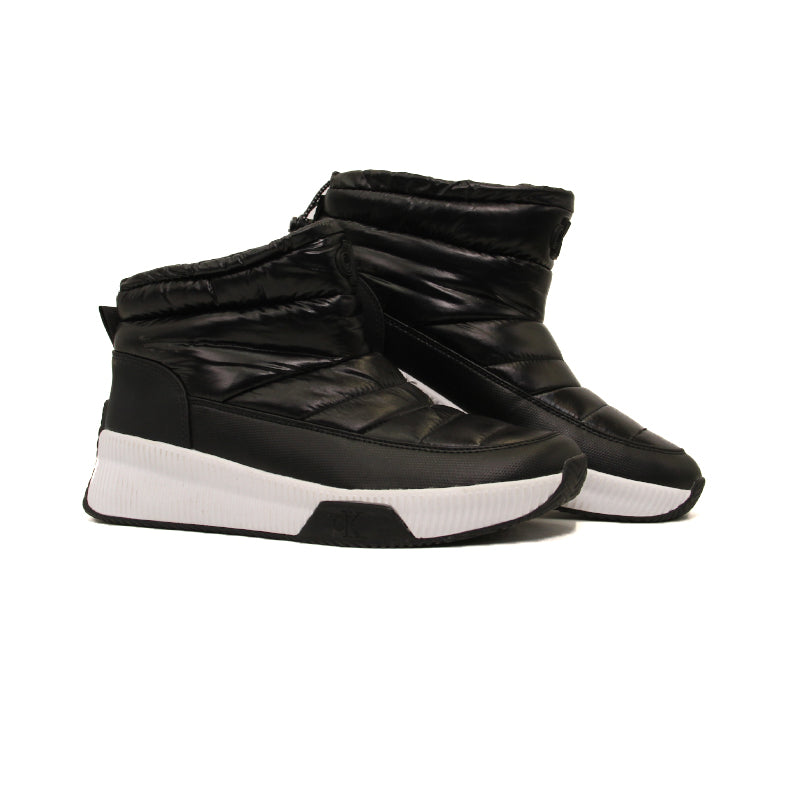 CALVIN KLEIN WOMEN SHOES Size 38 ROW976