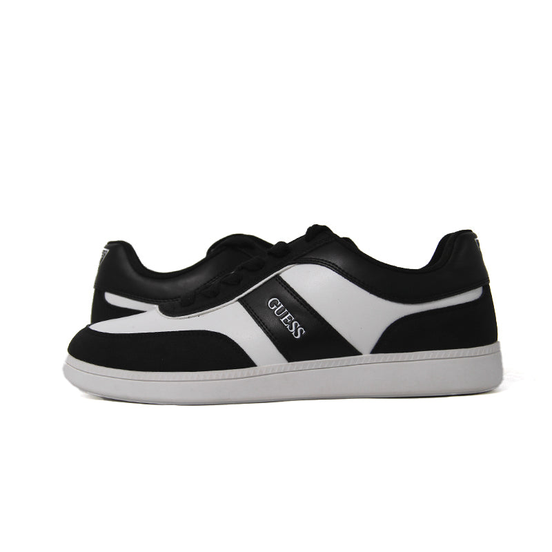 GUESS MEN SHOES Size 43 ROM541