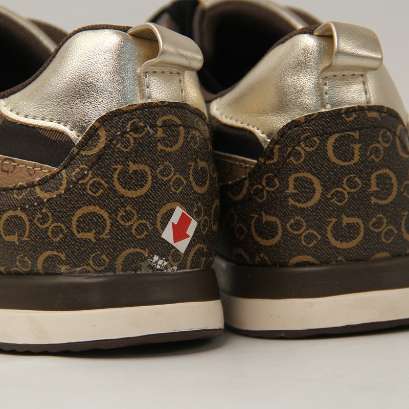 GUESS SHOES Size 37.5 ROW614
