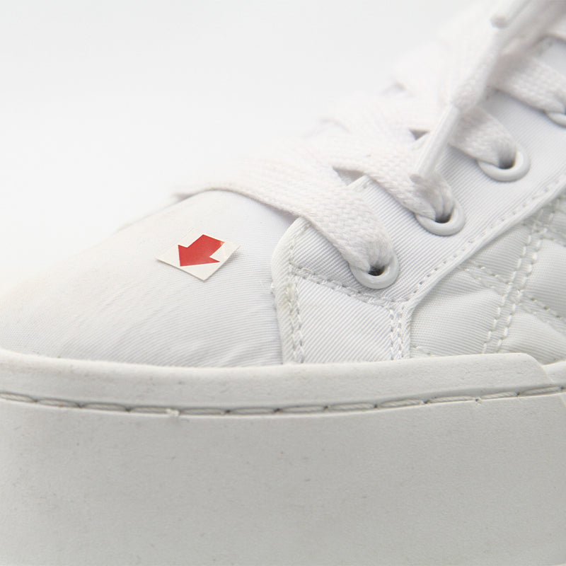 GUESS WOMEN SHOES Size 35.5 ROW54