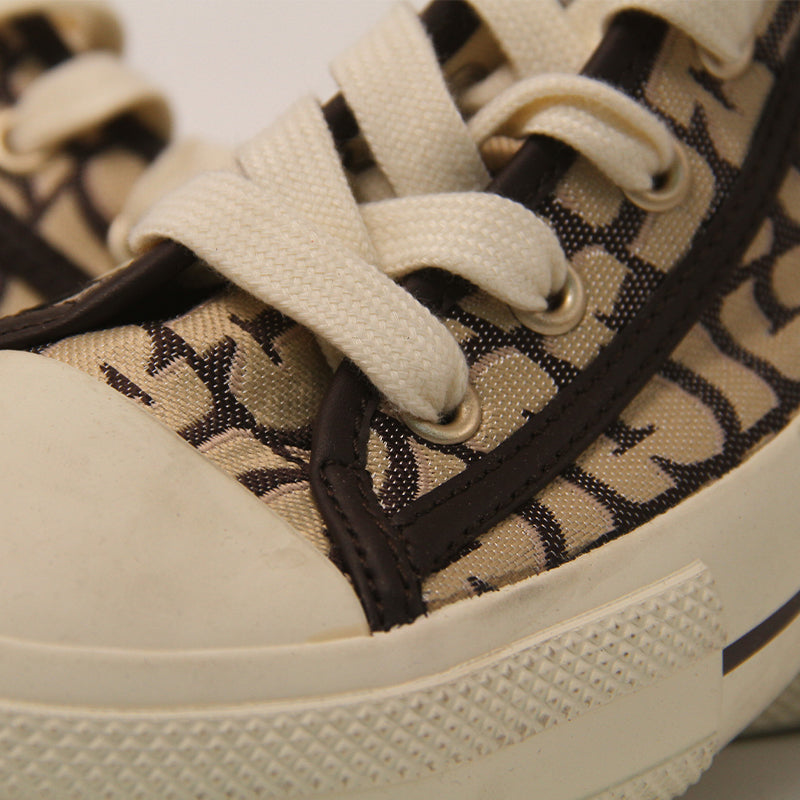 GUESS WOMEN SHOES Size 36.5 ROW429