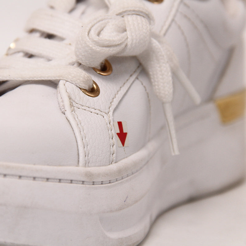 GUESS WOMEN SHOES Size 36.5 ROW563