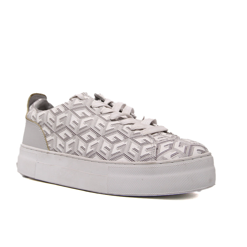 GUESS WOMEN SHOES Size 36.5 ROW641
