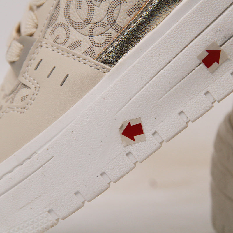 GUESS WOMEN SHOES Size 37.5 ROW423