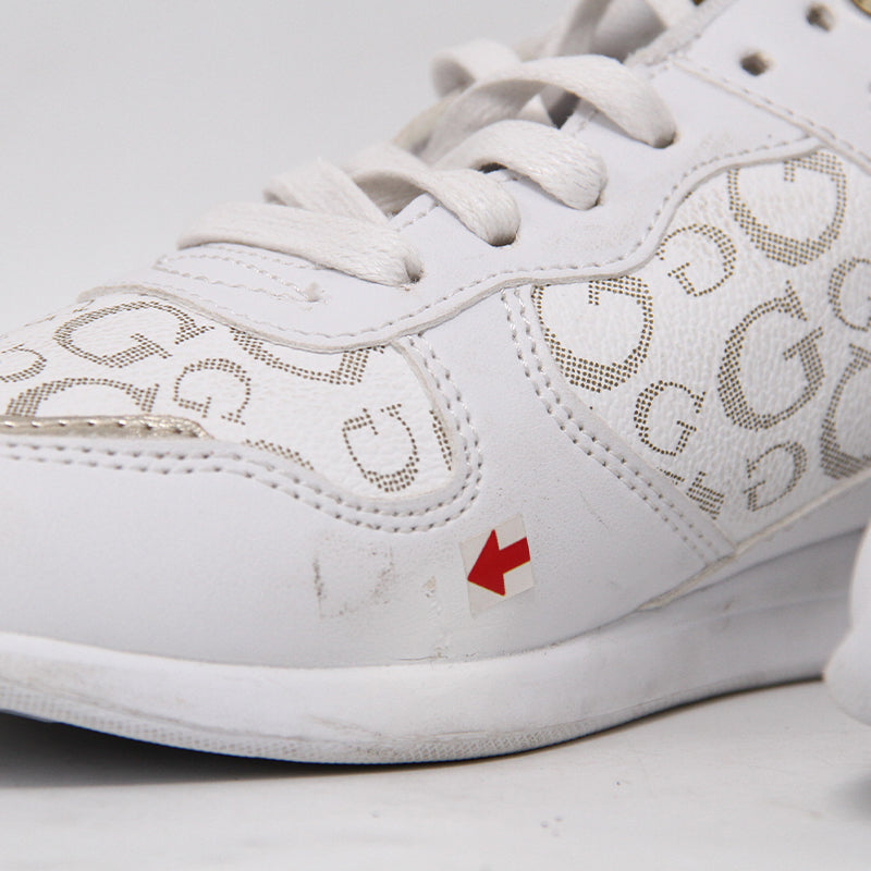 GUESS WOMEN SHOES Size 37 ROW819