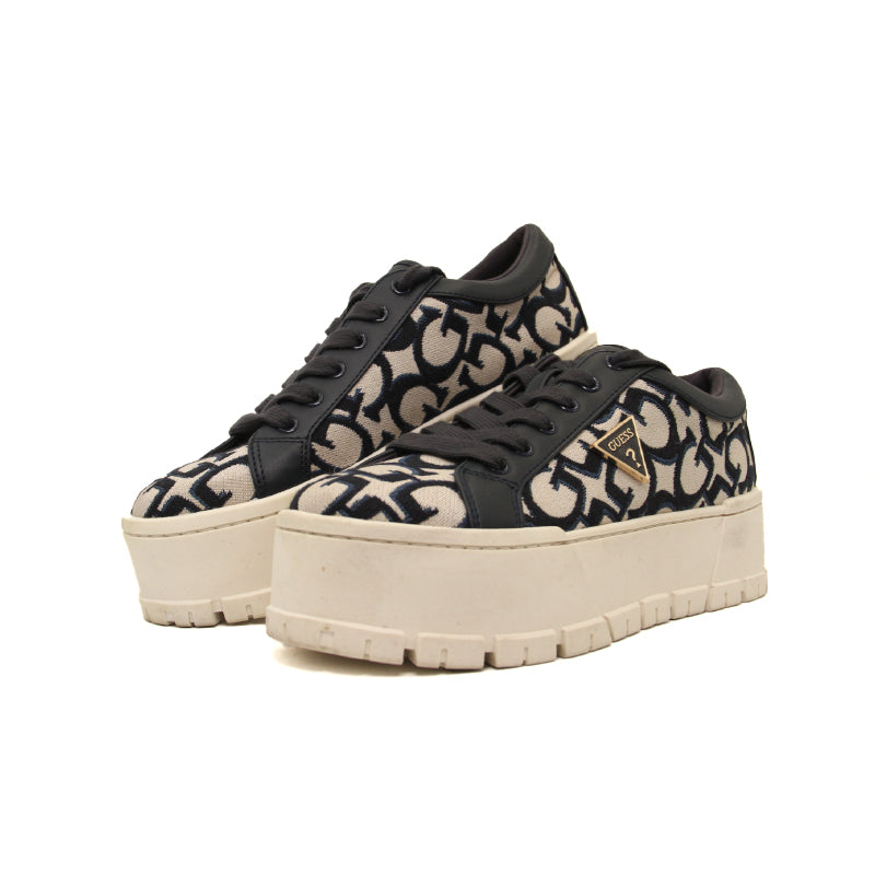 GUESS WOMEN SHOES Size 38.5 ROW741