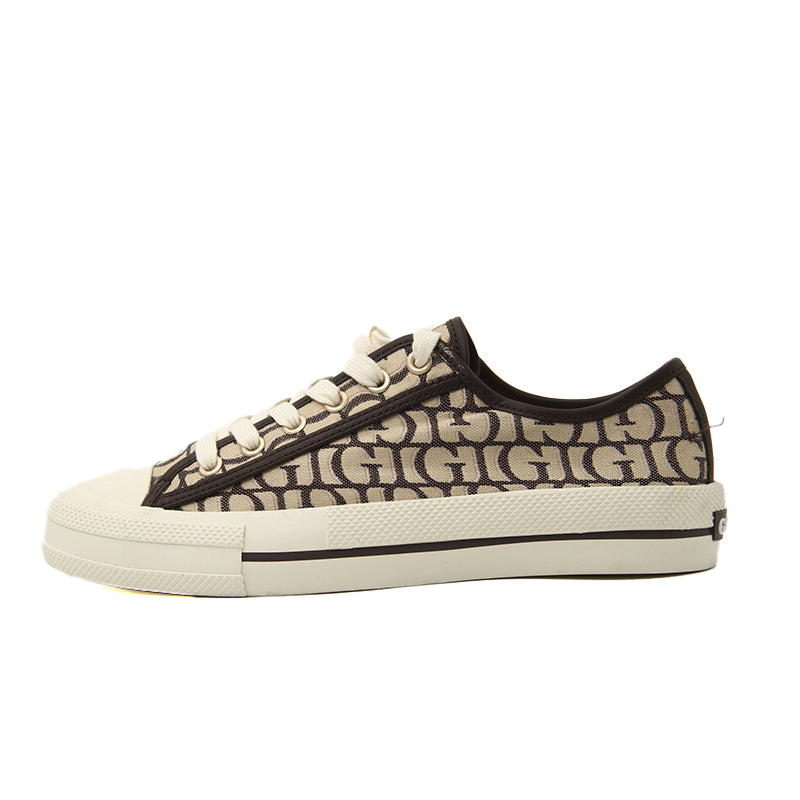 GUESS WOMEN SHOES Size 38 ROW701