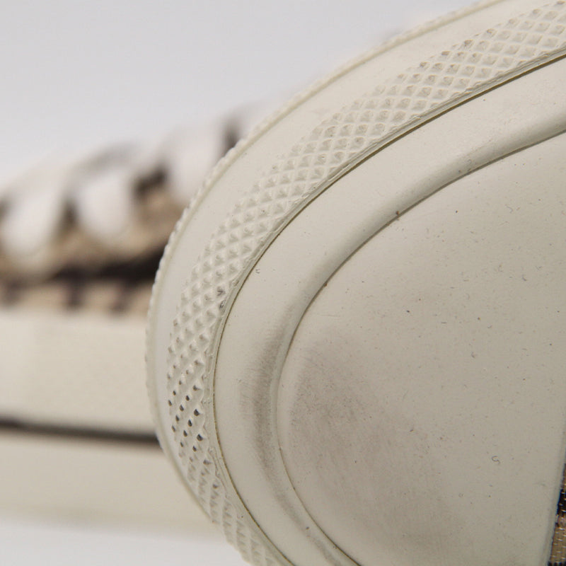 GUESS WOMEN SHOES Size 38 ROW761