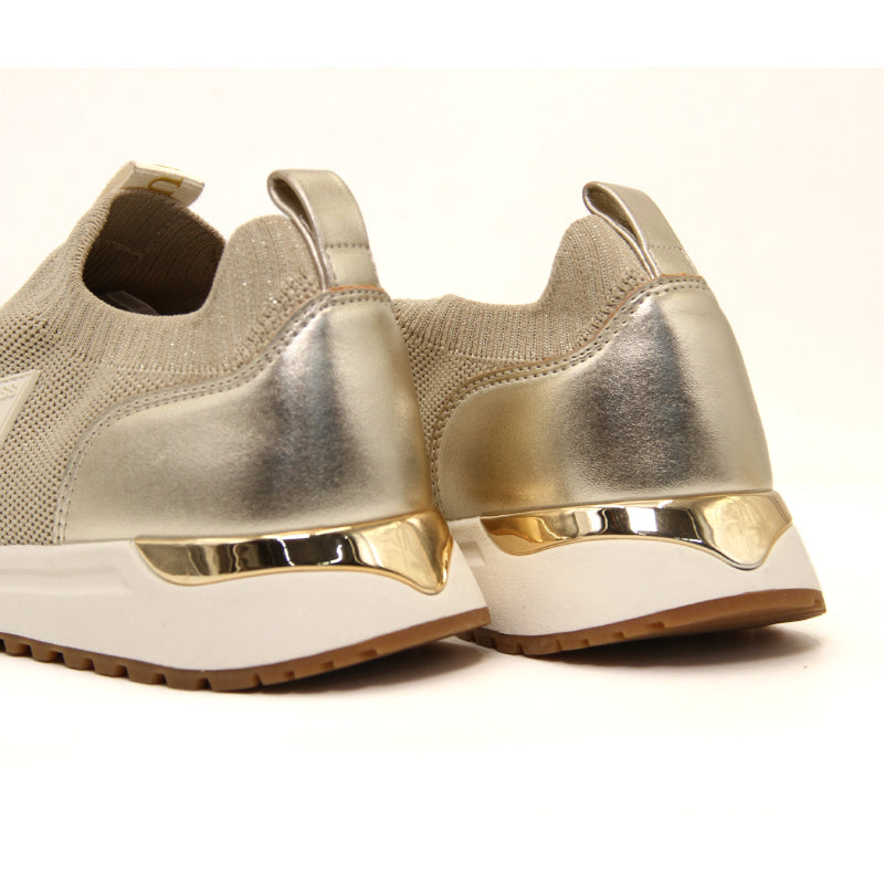 GUESS WOMEN SHOES Size 38 ROW913