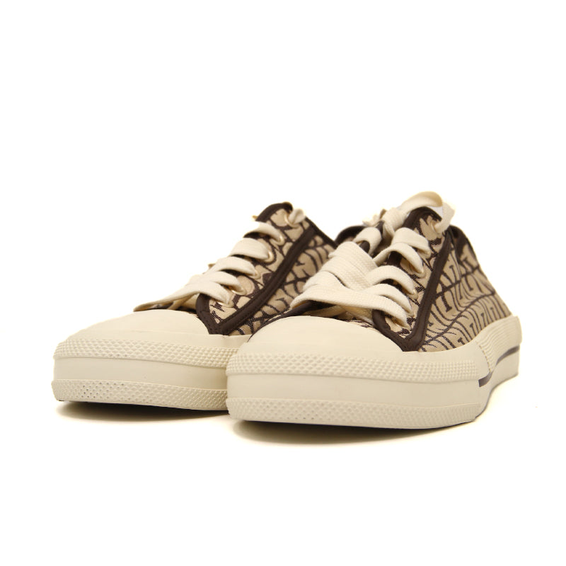 GUESS WOMEN SHOES Size 40 ROW504