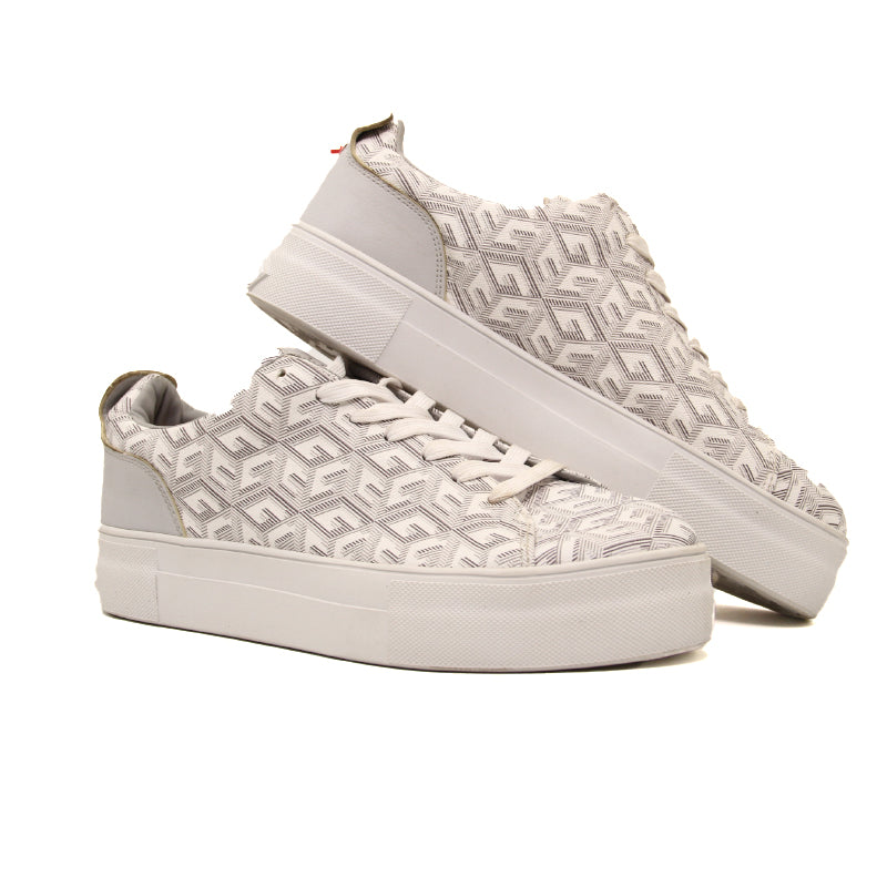 GUESS WOMEN SHOES Size 40 ROW570