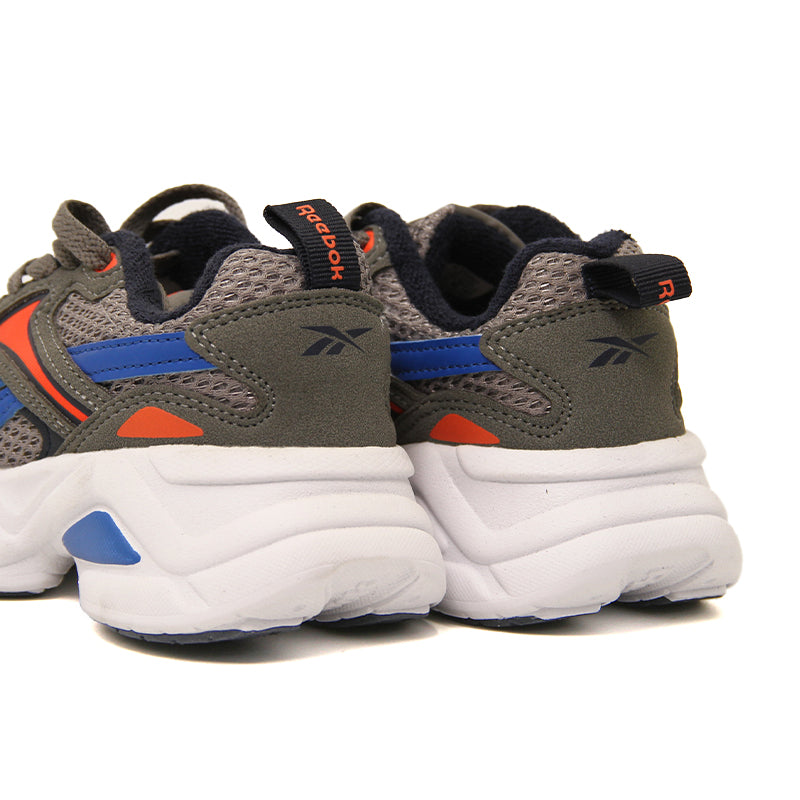 REEBOK KIDS Size 29 ROk8