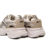 REEBOK KIDS Size 30.5 ROk5
