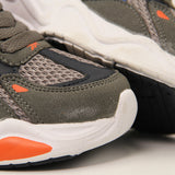 REEBOK KIDS Size 30.5 ROk6