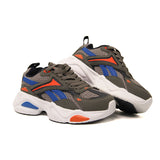 REEBOK KIDS Size 30.5 ROk7