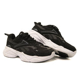 REEBOK KIDS Size 34 ROk5