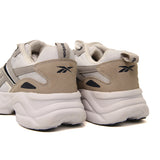 REEBOK KIDS Size 34 ROk6