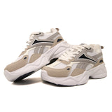 REEBOK KIDS Size 34 ROk8