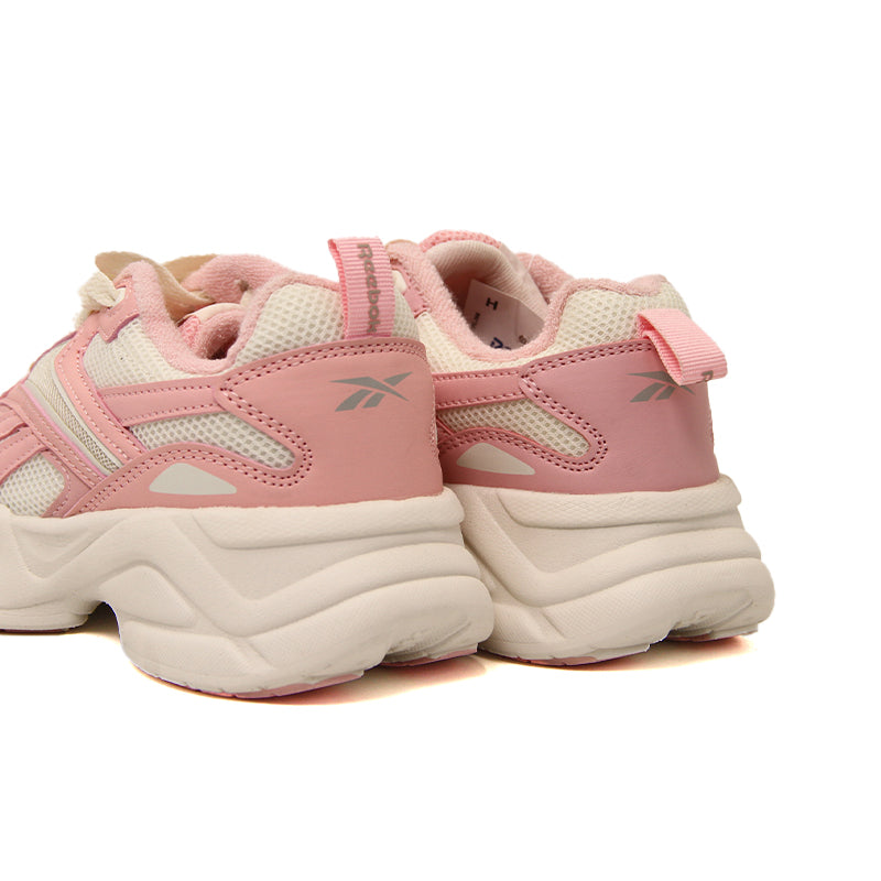 REEBOK KIDS Size 34 ROk9