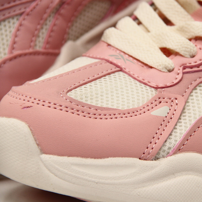 REEBOK KIDS Size 35 ROk8