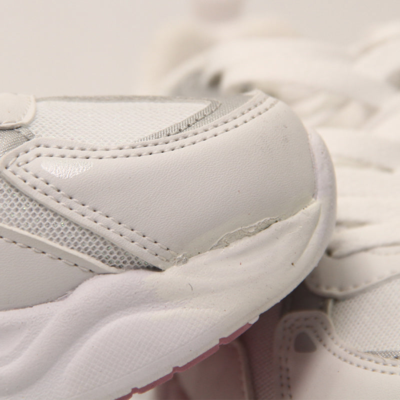 REEBOK KIDS Size 35 ROk4