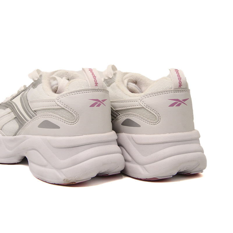 REEBOK KIDS Size 38 ROk6