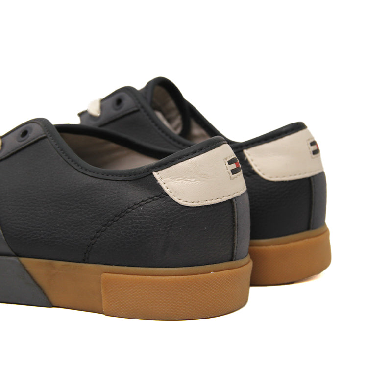 TOMMY HILFIGER SHOES Size 42 ROM1142