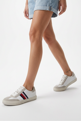 TOMMY HILFIGER WOMEN SHOES Size 36.5 ROW725
