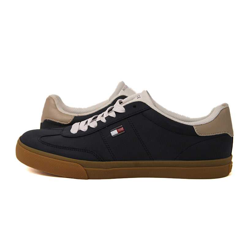 TOMMY HILFIGER  WOMEN SHOES Size 37.5 ROW411