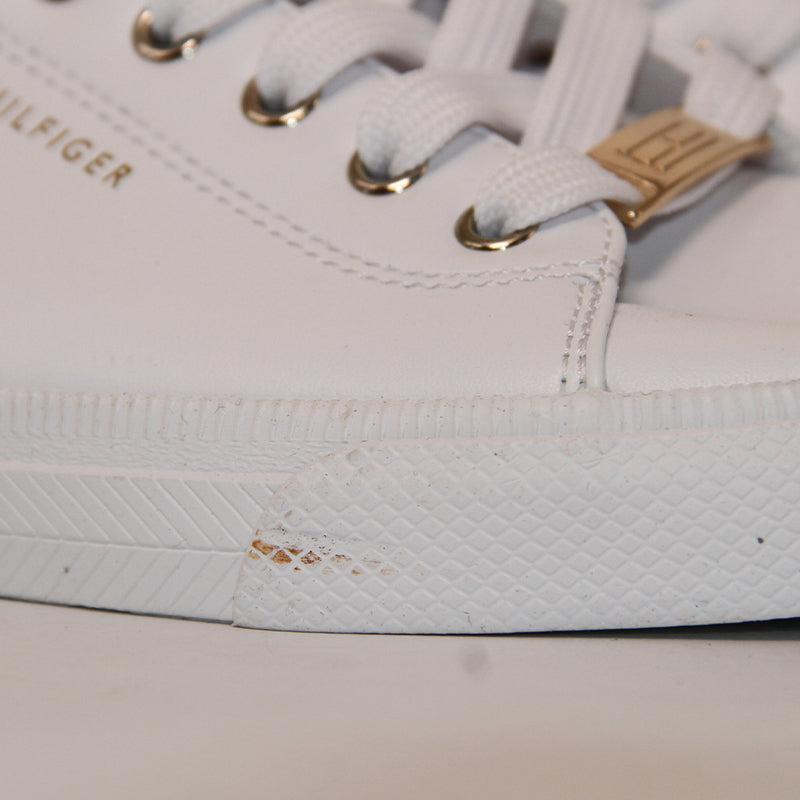 TOMMY HILFIGER WOMEN SHOES Size 37.5 ROW594