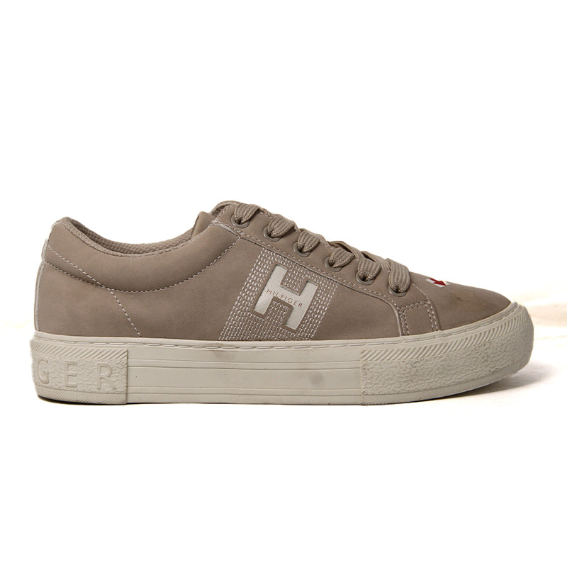 TOMMY HILFIGER WOMEN SHOES Size 37 ROW542