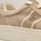TOMMY HILFIGER WOMEN SHOES Size 38.5 ROW772