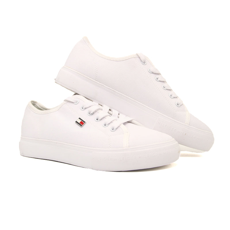 TOMMY HILFIGER WOMEN SHOES Size 38.5 ROW777