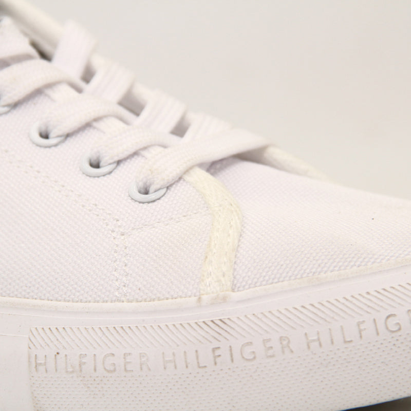 TOMMY HILFIGER WOMEN SHOES Size 38.5 ROW803
