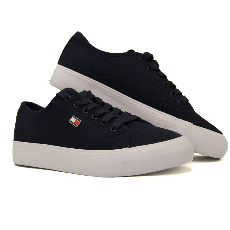 TOMMY HILFIGER WOMEN SHOES Size 38 ROW1001