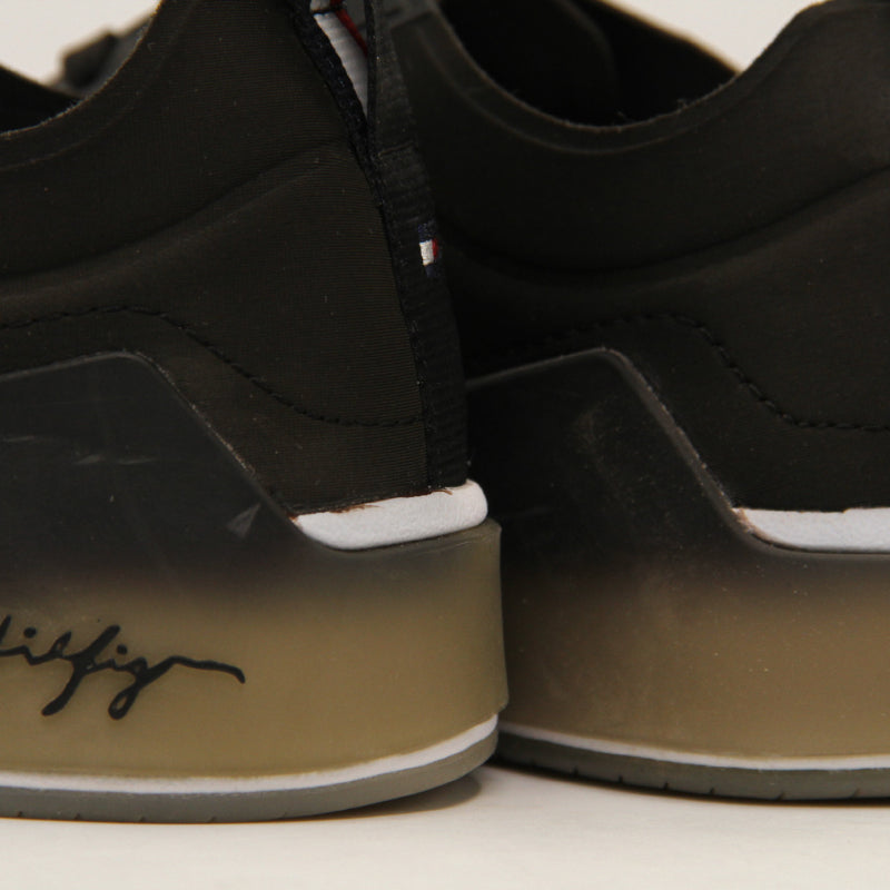 TOMMY HILFIGER WOMEN SHOES Size 38 ROW934