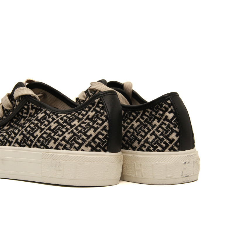 TOMMY HILFIGER WOMEN SHOES Size 38 ROW935