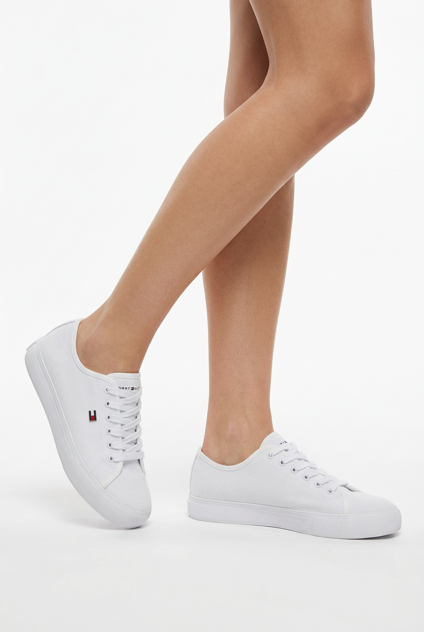 TOMMY HILFIGER WOMEN SHOES Size 40 ROW522