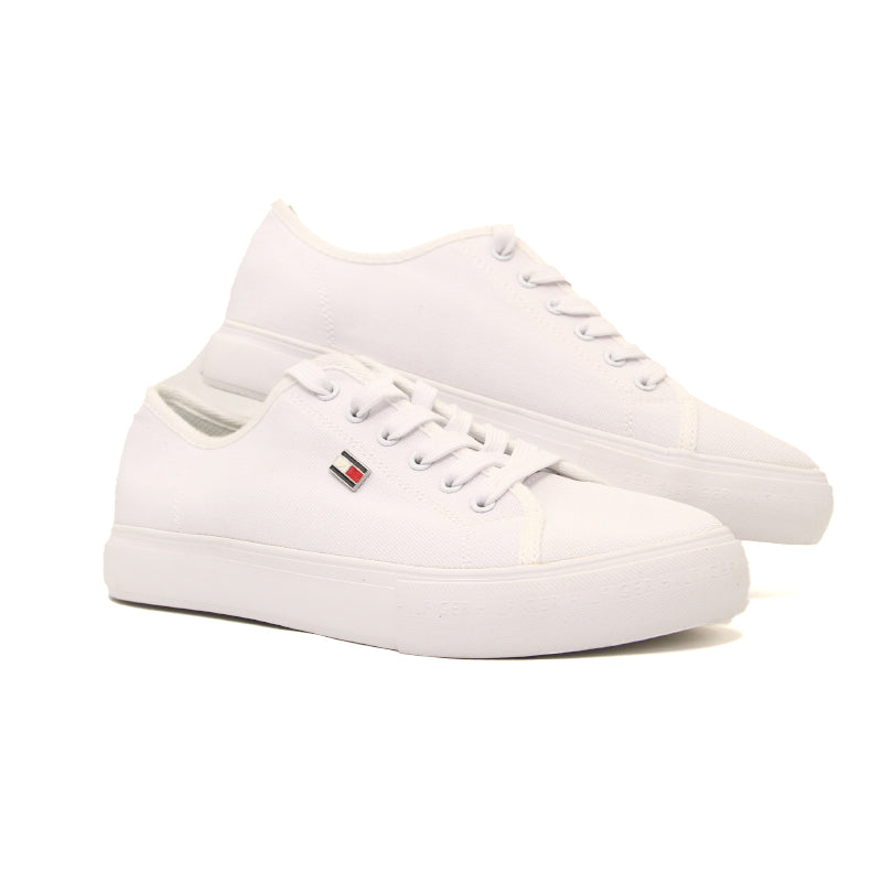 TOMMY HILFIGER  WOMEN SHOES Size 40 ROW576
