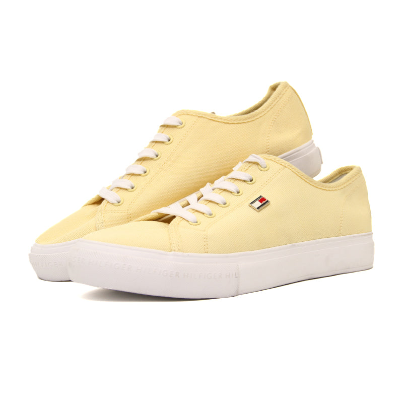 TOMMY HILFIGER  WOMEN SHOES Size 40 ROW590